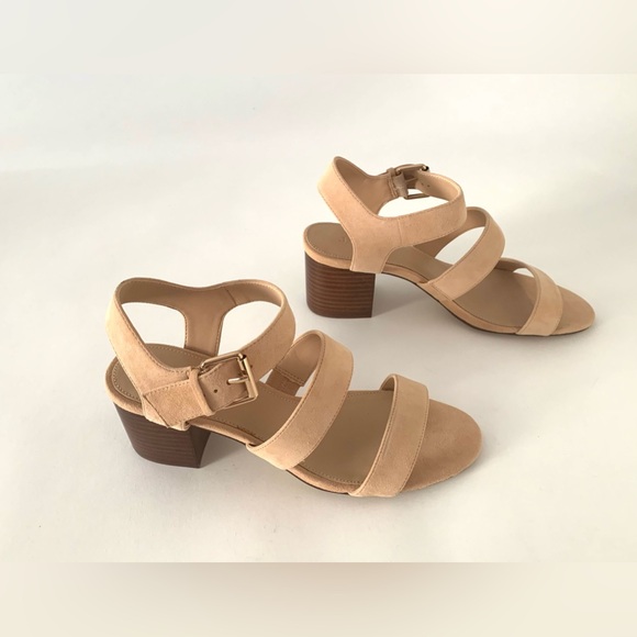 J. Crew triple strap suede block heel in size 8. In a perfect neutral beige. - Picture 5 of 9